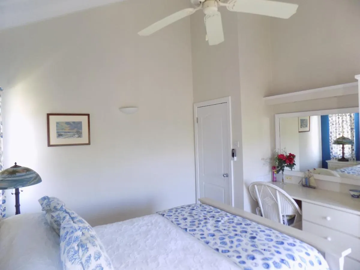 The Pelican #3 - Spacious 3 Bedroom 2,5 Bath Waterfront Townhome In The Heart Of Rodney Bay, Townhouse 0*,  Saint Lucia